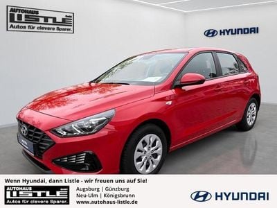 Gebraucht Hyundai i30 Pure 110 PS (80 kW) 2022 Rot Limousine