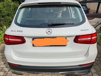 Mercedes GLC250