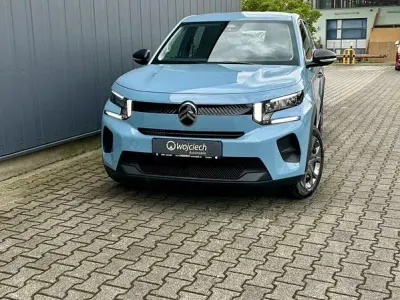 Neu Citroën C3 101 PS (74 kW) 2026 Blau Limousine