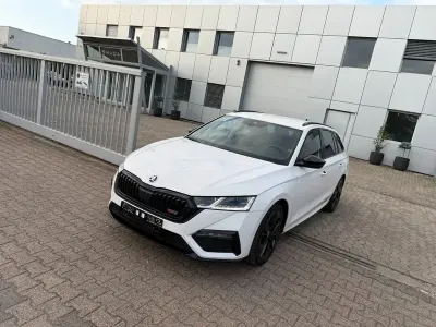 Gebraucht Skoda Octavia Ambiente 245 PS (180 kW) 2024 Weiß Limousine