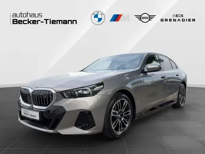Gebraucht BMW i5 M Sport 289 kW (394 PS) 2025 Oxidgrau Limousine