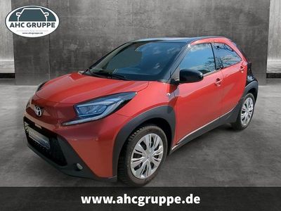Gebraucht Toyota Aygo X Comfort 72 PS (52 kW) 2023 Rot SUV
