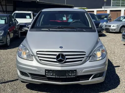 Gebraucht Mercedes B200 136 PS (100 kW) 2006 Silber Van / Kleinbus