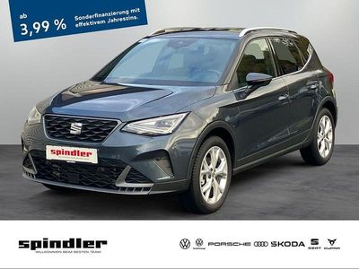Grau Gebraucht 2025 Seat Arona FR SUV | 22.980 € (Etwas zu teuer)