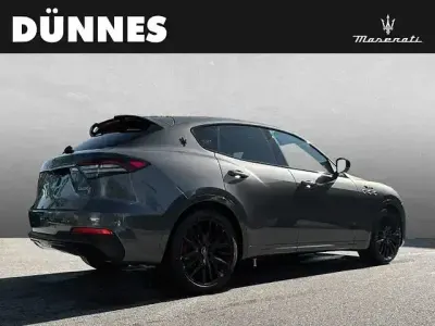 Gebraucht Maserati Levante 430 PS (316 kW) 2024 Schwarz SUV