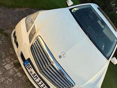 Mercedes E220