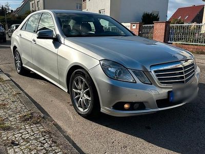 Mercedes E220