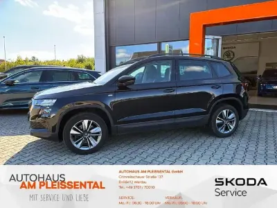 Gebraucht Skoda Karoq Tour 150 PS (110 kW) 2022 Schwarzmagic perleffekt SUV