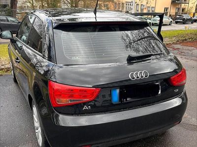 Second-hand Audi A1 101 CP (74 kW) 2010 Negru Hatchback