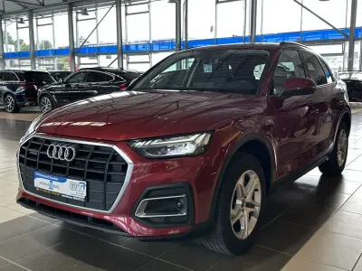 Gebraucht Audi Q5 Sport 299 PS (219 kW) 2021 Rot matadorrot metallic (metallic) SUV