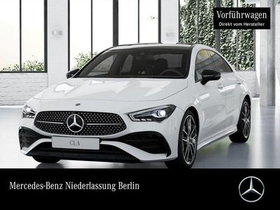 Weiß Gebraucht 2025 Mercedes CLA200 AMG Limousine | 40.800 € (Teuer)