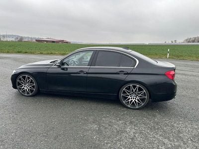 Usata BMW 330 Luxury Line 252 CV (185 kW) 2018 Nero Berlina