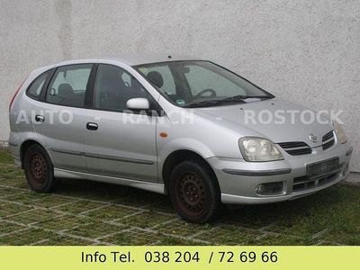 Nissan Almera Tino