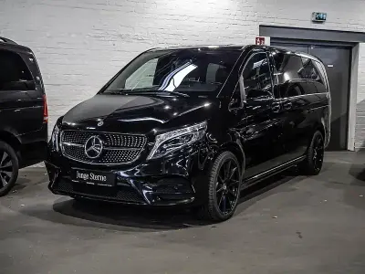 Gebraucht Mercedes V300 Avantgarde 360 PS (264 kW) 2022 Schwarz Van / Kleinbus