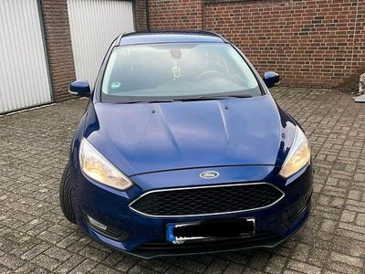 Usata Ford Focus 120 CV (88 kW) 2015 Blu Station wagon