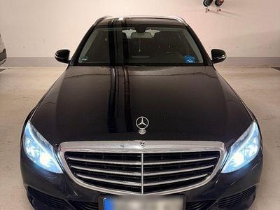 Gebraucht Mercedes C200 Exclusive 136 PS (100 kW) 2015 Schwarz Kombi