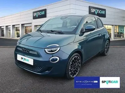 Gebraucht Fiat 500e La Prima 86 kW (118 PS) 2023 Grün Limousine