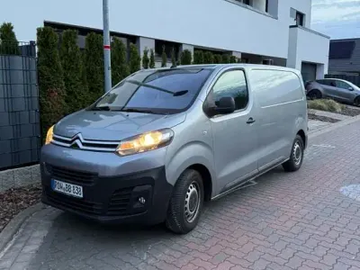 Käytetty Citroën Jumpy 177 HP (130 kW) 2020 Harmaa Tila-auto