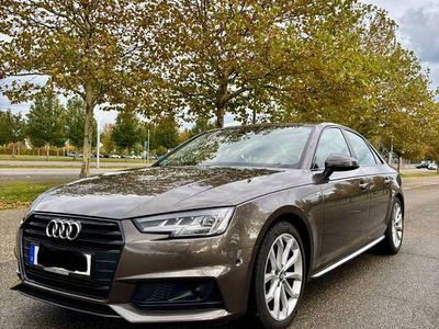 Braun Gebraucht 2016 Audi A4 Sport Limousine | 18.500 € (Etwas zu teuer)