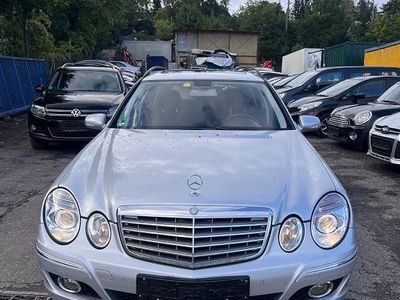 Mercedes E200
