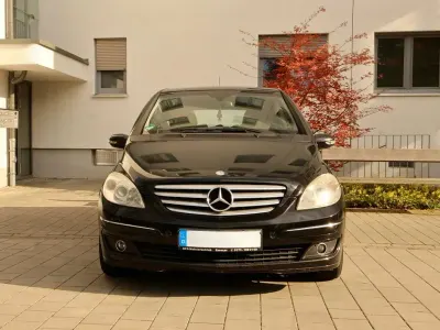Gebraucht Mercedes B200 136 PS (100 kW) 2005 Schwarz Van / Kleinbus