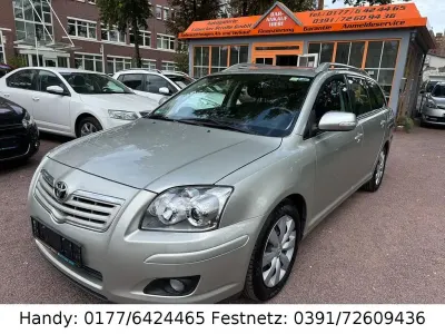 Gebraucht Toyota Avensis Executive 126 PS (92 kW) 2006 Grau Kombi
