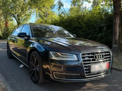 Gebraucht Audi A8L 310 PS (228 kW) 2014 Blau Limousine
