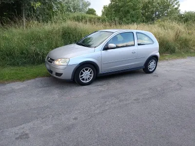 Gebraucht Opel Corsa Edition 60 PS (44 kW) 2006 Silber Kleinwagen