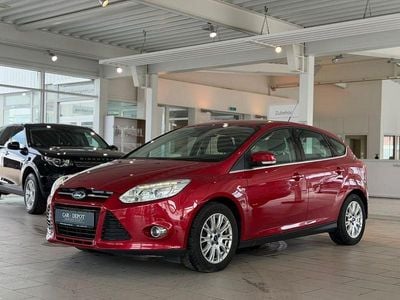 Gebraucht Ford Focus Titanium 182 PS (133 kW) 2011 Rot Limousine