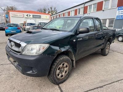 Gebraucht Toyota HiLux 144 PS (105 kW) 2010 Dark green mica metallic Pickup