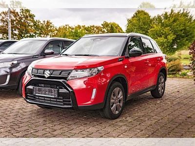 Neu Suzuki Vitara Comfort 129 PS (94 kW) 2025 Rot (bright red / cosmic black pearl metallic) SUV