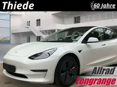 Usata Tesla Model 3 366 kW (498 CV) 2022 Grigio Berlina