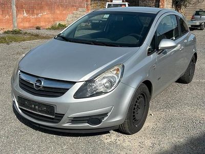 Gebraucht Opel Corsa 90 PS (66 kW) 2010 Silber Kleinwagen