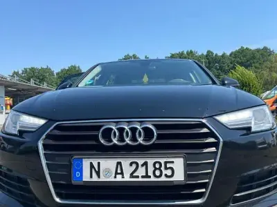 Gebraucht Audi A4 150 PS (110 kW) 2017 Schwarz Limousine