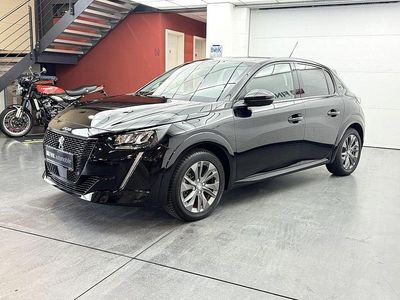 Schwarz Gebraucht 2021 Peugeot 208 Allure Kleinwagen | 14.220 € (Guter Preis)