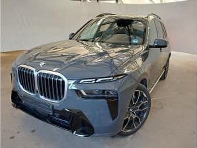 Second-hand BMW X7 M Sport 352 CP (258 kW) 2025 Gri SUV