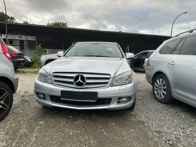 Gebraucht Mercedes C180 156 PS (114 kW) 2008 Silber Limousine