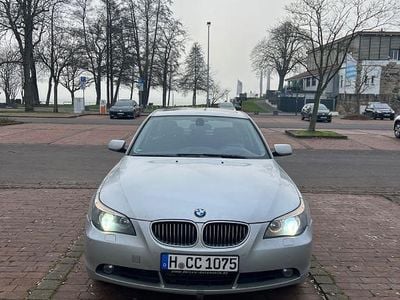 Gebraucht BMW 525 Advantage 177 PS (130 kW) 2005 Silber Limousine