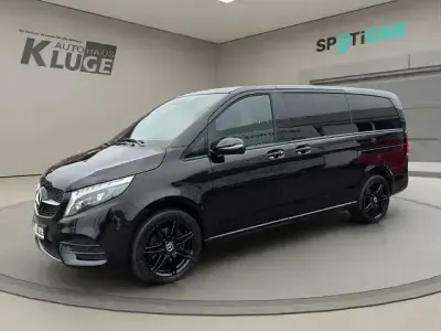 Gebraucht Mercedes V300 Avantgarde 237 PS (174 kW) 2023 Schwarz Van / Kleinbus