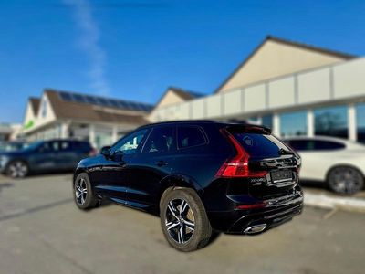 Second-hand Volvo XC60 R-Design 190 CP (139 kW) 2020 Negru SUV