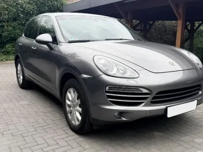 Gebraucht Porsche Cayenne 245 PS (180 kW) 2012 Grau SUV