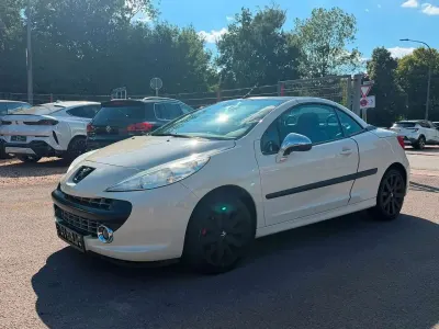 Gebraucht Peugeot 207 CC Sport 120 PS (88 kW) 2008 Beige Cabrio