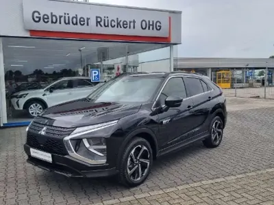 Gebraucht Mitsubishi Eclipse Cross Basis 188 PS (138 kW) 2022 Pantherschwarz SUV