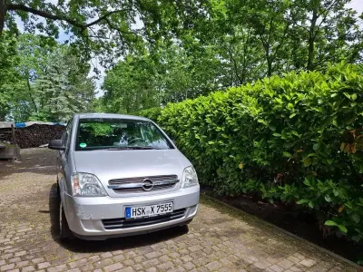 Gebraucht Opel Meriva 101 PS (74 kW) 2003 Silber Van / Kleinbus