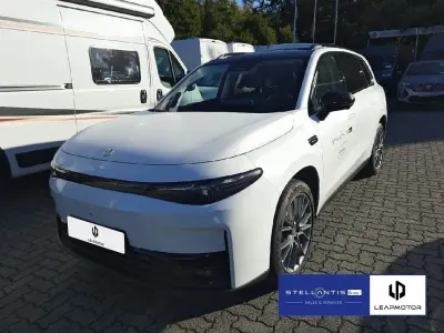 Gebraucht Leapmotor C10 215 PS (158 kW) 2025 Weiß SUV
