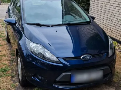 Gebraucht Ford Fiesta 60 PS (44 kW) 2011 Blau Limousine