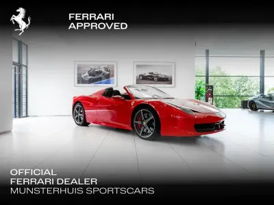 Gebraucht Ferrari 458 570 PS (419 kW) 2013 Rot Cabrio