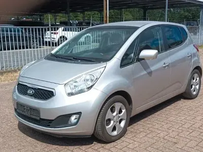 Gebraucht Kia Venga Spirit 125 PS (91 kW) 2013 Grau Kleinwagen