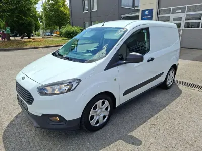 Gebraucht Ford Transit Trend 75 PS (55 kW) 2021 Weiß Van