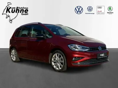 Używany VW Golf VII IQ Drive 131 KM (96 kW) 2019 Czerwony Sedan/Limuzyna